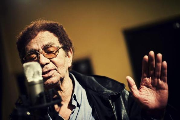 Aos 70 anos, o cantor Reginaldo Rossi faleceu nesta manhã. Ele estava internado desde o dia 27 de novembro no hospital Memorial São José, onde foi diagnosticado com um câncer de pulmão. Foto: Divulgação - 