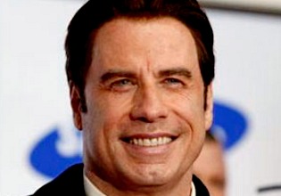 Ex-secretário de Travolta diz que ator teve relacionamento com piloto (Reprodução )