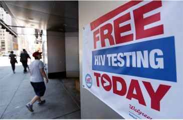 Os Estados Unidos anunciaram nesta terça-feira (03) a autorização para a venda do primeiro kit para o teste caseiro do HIV, vírus causador da Aids (AFP/Getty Images/File Mario Tama)