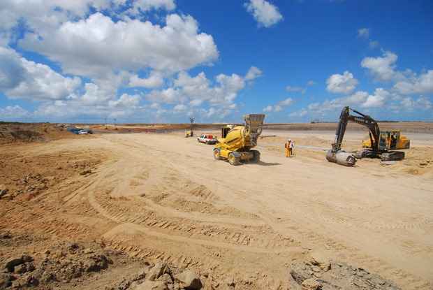 O complexo fabril será instalado em uma área de 1,4 mil hectares, às margens da BR-101 (Blenda Souto Maior/DP/D.A Press)