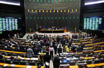 PEC das Domésticas (478/10) foi aprovada em primeiro turno, por 359 votos a 2, no plenário da Câmara, nesta quarta-feira (21) (Agência Câmara)