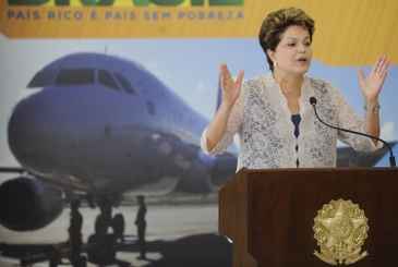 Investimento foi anunciado nesta quinta-feira pela presidente Dilma Rousseff, que lançou um conjunto de medidas para reestruturar a aviação regional (Wilson Dias/ABr)