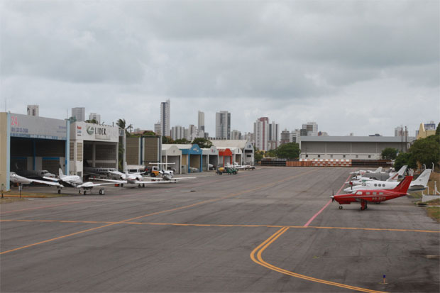 A partir do dia 31 de maio, o clube vai instalar as aeronaves e aplicar as aulas de pilotagem noAeroporto Internacional dos Guararapes. Foto: Teresa Maia/DP/D.A Press