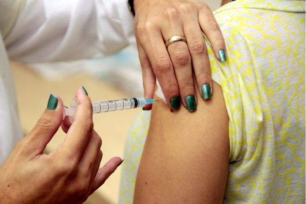 Secretaria de Saúde prorrogou o período da Campanha nacional de vacinação contra a influenza até o próximo dia 10 de maio. Foto: Wallace Martins/Esp. CB/D.A Press