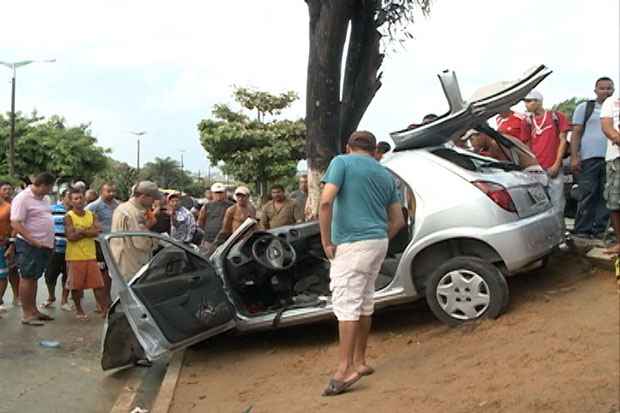 O primeiro dos acidentes com morte foi registrado às 5h30 na BR-101, em Abreu e Lima. Foto: TV Clube/Reprodução