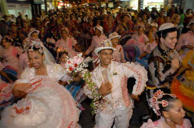 Caminhada dançante deve tomar conta das ruas do Recife nesta terça-feira. Foto: Prefeitura do Recife/ Divulgação