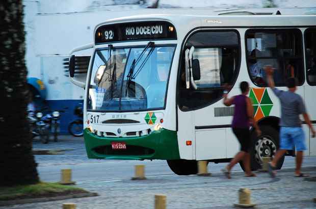 O documentário Rio Doce-CDU filma o percurso que a linha 920 faz diariamente. Foto: Cine PE/Divulgação