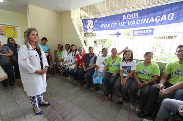 Adeísa Toledo Lyra, 57 anos, foi escalada para trabalhar no Recife, mas espera ser transferida para Maceió. Foto: Paulo Paiva/DP/D.A Press