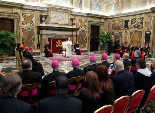 Papa Francisco fala durante encontro no Vaticano em 21 de setembro - Crédito: OSSERVATORE ROMANO/AFP Photo (OSSERVATORE ROMANO/AFP Photo)