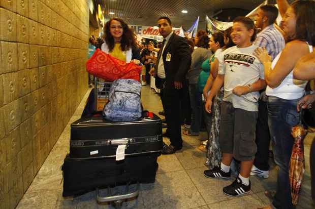 A partir desta quarta, os estudantes que foram para os Estados Unidos receberão uma bolsa mensal de R$ 719,67. Foto: Ricardo Fernandes/DP/D.A Press/Arquivo