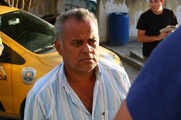 O homem, identificado como Edmacyr Cruz Ubirajara, foi reconhecido pela noiva da vítima, Mysheva Martins, que estava no carro do promotor na hora do crime. Foto: Paulo Paiva/DP/D.A Press 