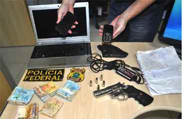 Material foi encontrado em apartamento em Jaboatão. Foto: PF/Divulgação