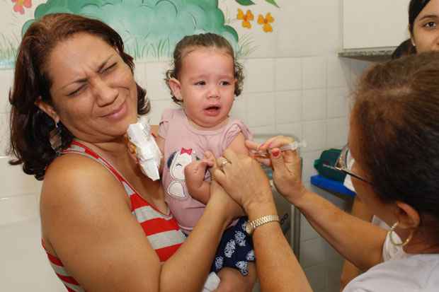 Começa nesta segunda-feira a campanha de vacinação contra o sarampo em crianças de seis meses até cinco anos de idade. Foto: Júlio Jacobina/DP/D.A Press