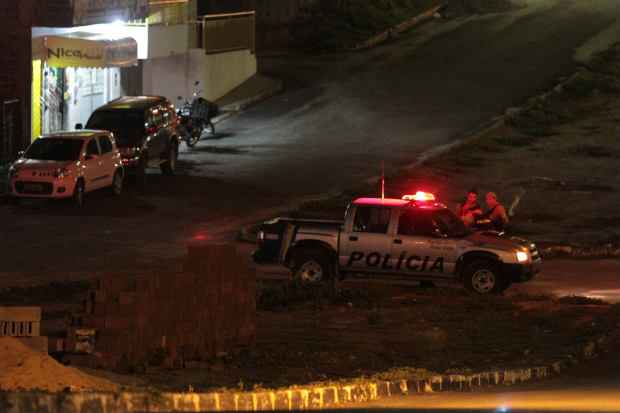 Viatura da Polícia Militar faz rondas pela cidade. Foto: Annaclarice Almeida/DP/D.A.Press