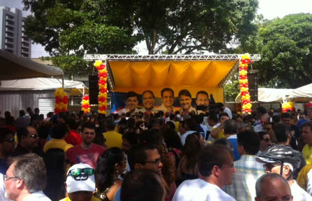 Inauguração do Comitê da Frente Popular dá início a agenda dos candidatos em Pernambuco (Crédito: Wagner Oliveira/DP/D.A Press) (Wagner Oliveira/DP/D.A Press)