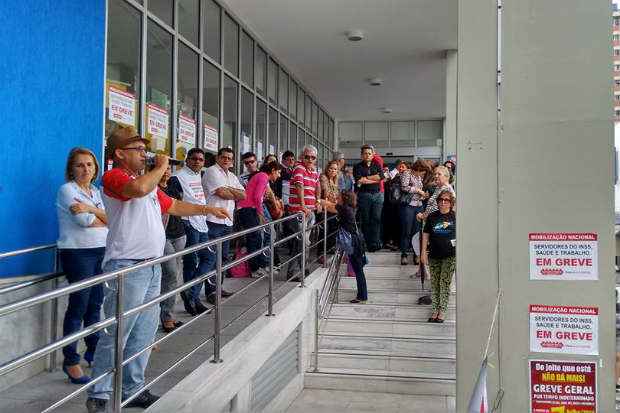 Greve dos servidores do INSS continua sem perspectiva de solução em vários estados brasileiros. Foto: Sindsprev-PB/Divulgação