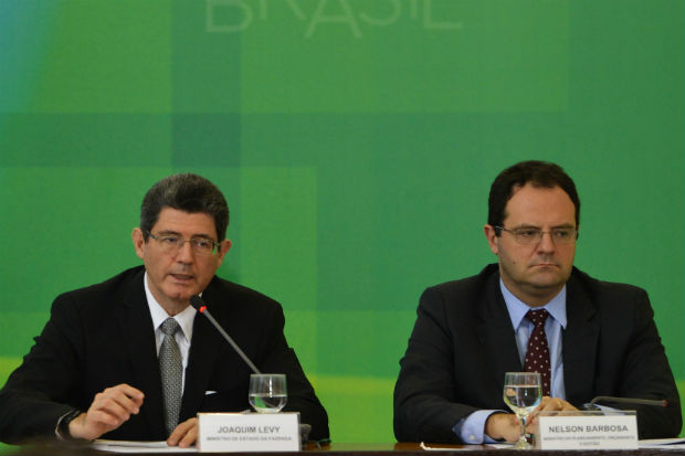 Medidas foram anunciadas com o objetivo de atingir superávit primário de 0,7% do PIB (Valter Campanato/Agência Brasil)