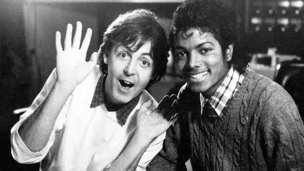 Paul e Michael colaboraram em três canções nos anos 80: 'Say say say', 'The girl is mine' e 'The Man'. Foto: Divulgação