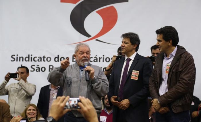 Lula foi alvo de condução coercitiva, no dia 4 de março, quando foi deflagrada a 24ª fase da Lava Jato, batizada de Operação Aletheia. Foto: Paulo Pinto