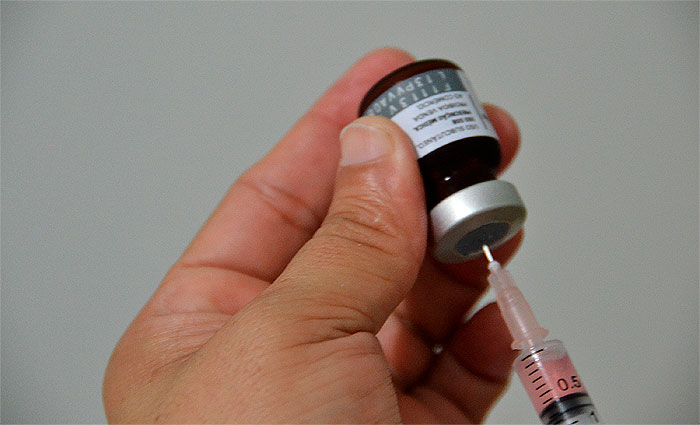 Resultado de imagem para Pernambuco sofre com a falta de vacina antirrábica nos postos de saúde
