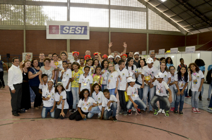 Alunos da rede municipal do Recife vencem etapa regional da First ... - Diário de Pernambuco