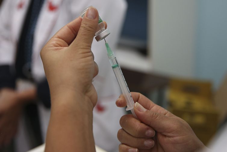 Campanhas de vacinaÃ§Ã£o ajudam a evitar a propagaÃ§Ã£o da gripe. Foto: Arquivo/Marcello Casal jr/AgÃªncia Brasil