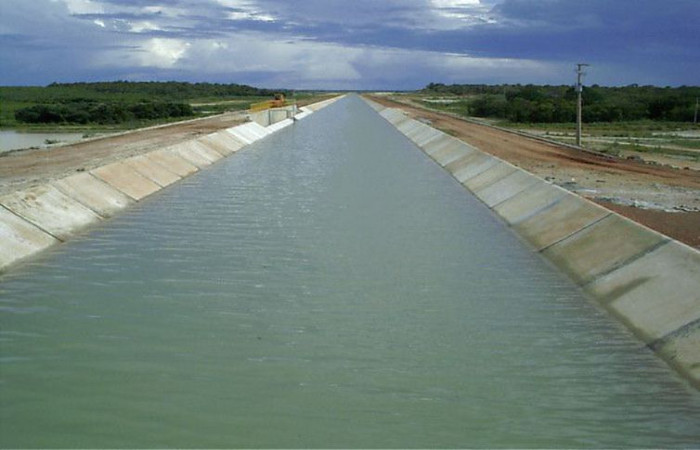 Vista geral do canal de transposição do Açude Castanhão, no Ceará. Foto: Divulgação/Ministério da Integração Nacional