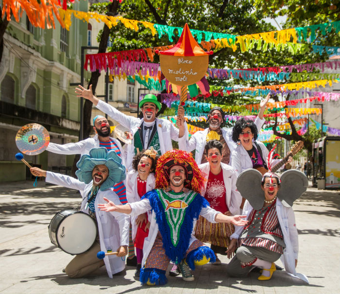 Doutores Da Alegria Preparam Apresentaes De Carnaval N