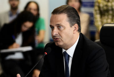 Defensor de revisão no pacto federativo, Eduardo Campos diz que é preciso criar as condições necessárias para aplicar a lei (Aluisio Moreira/SEI)